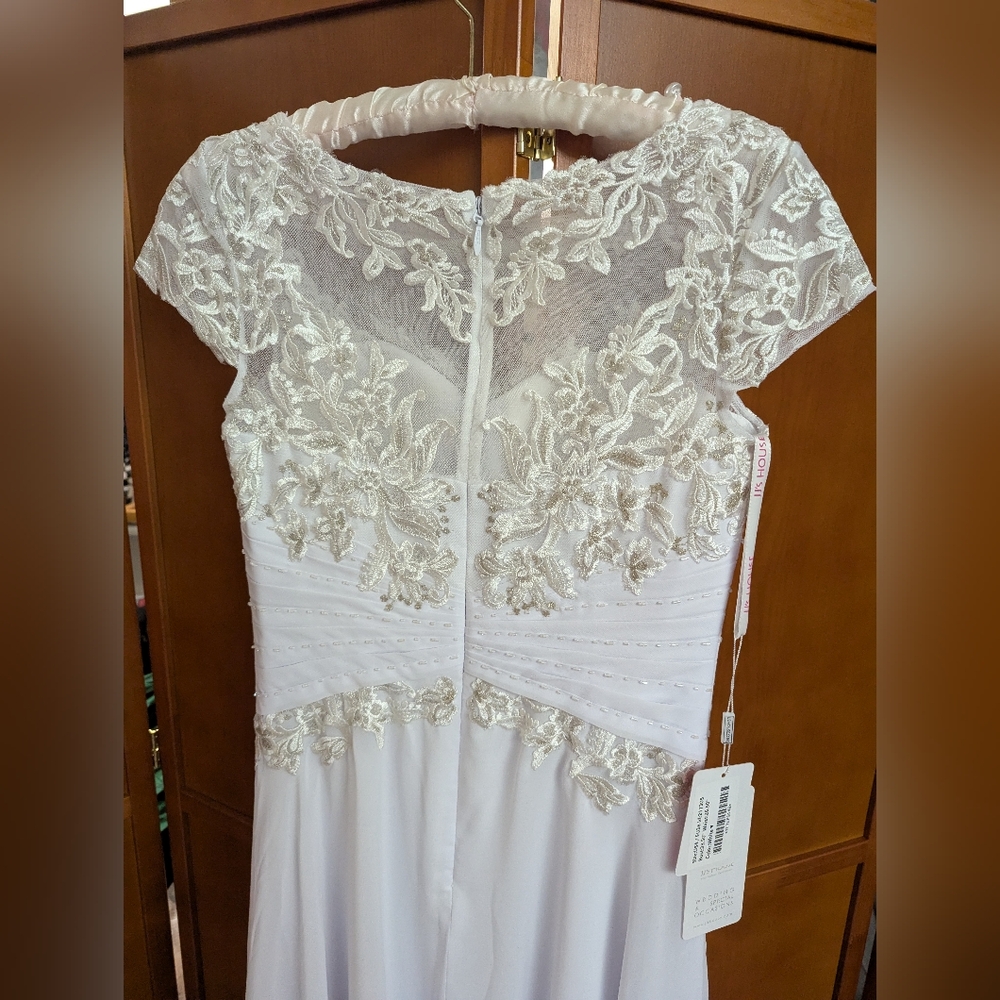 A-Line Scoop Illusion Asymmetrical Chiffon Lace Bridal Wedding Dress NWT Size 4 - Picture 6 of 7